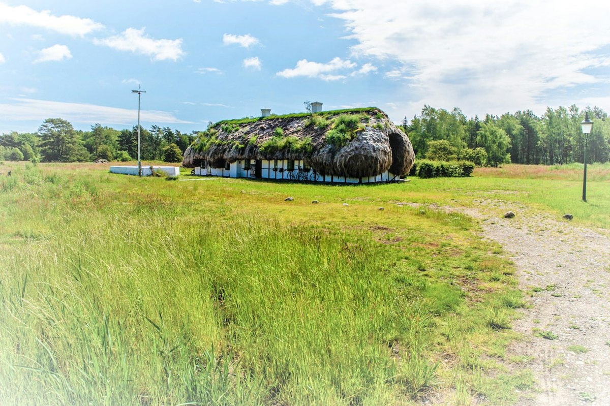 Unique summer house with seaweed roof on Læsø