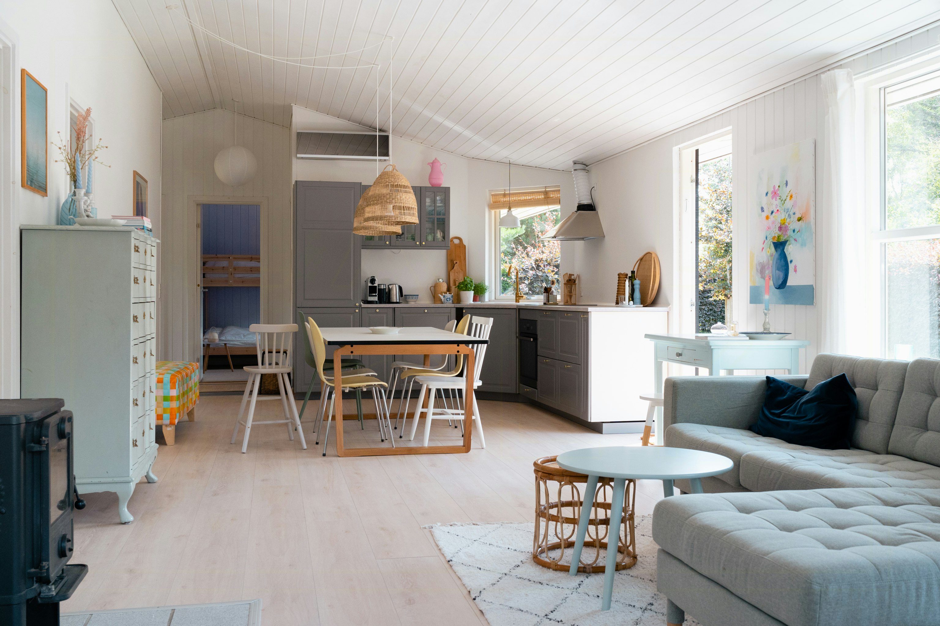 Beautifully decorated summer house with room for the extended family