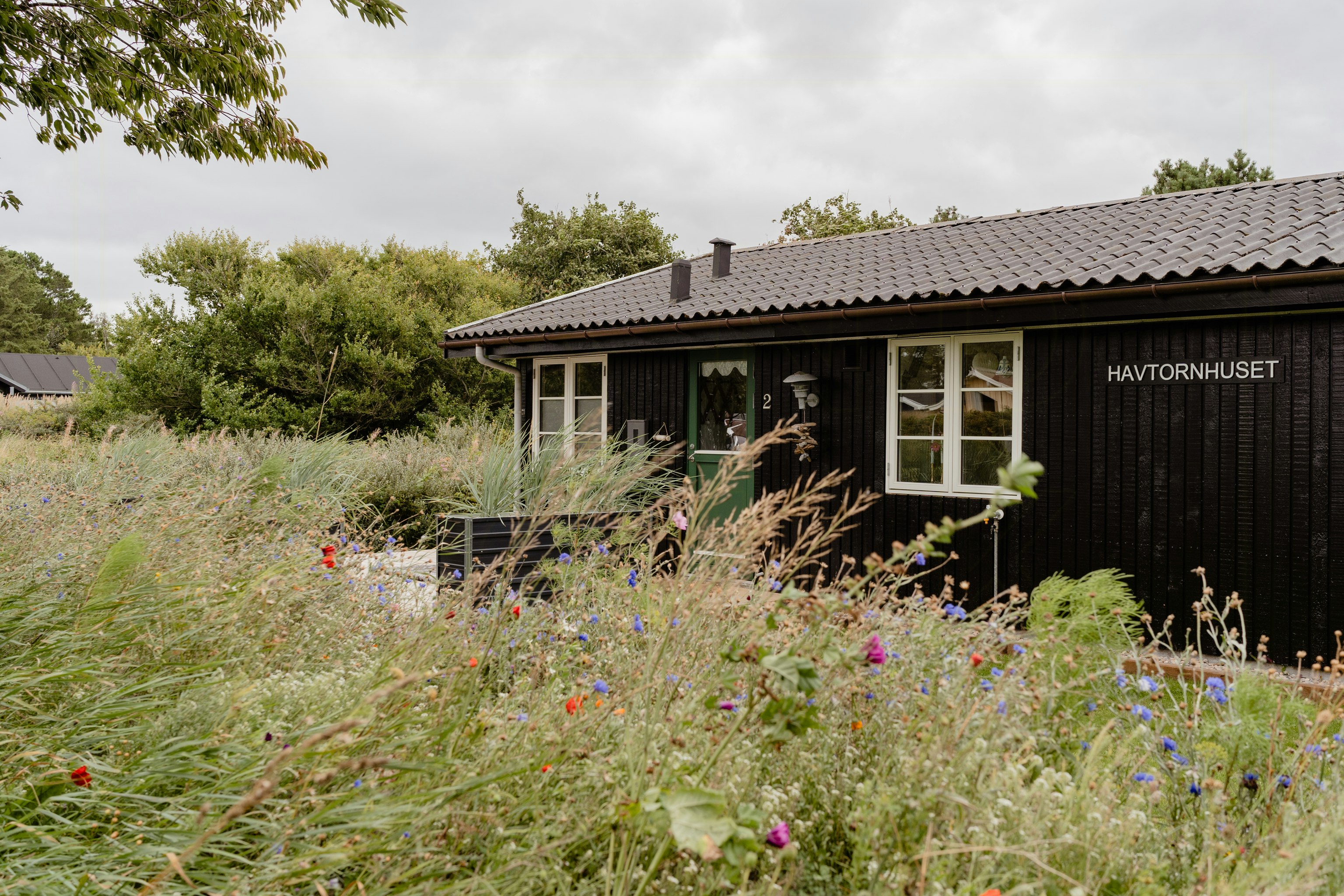 Romantic summer house close to the sea and historical sights