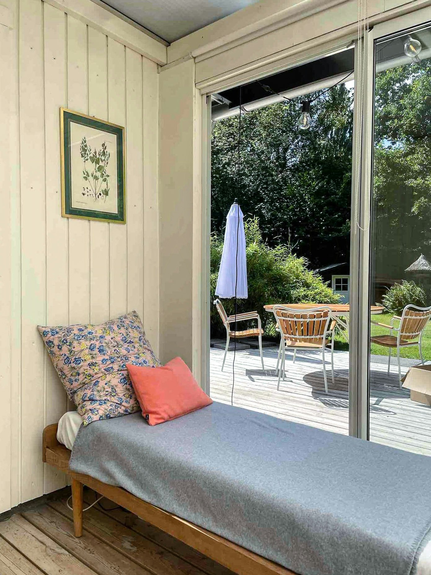 Relax and let the kids play in wonderful natural surroundings