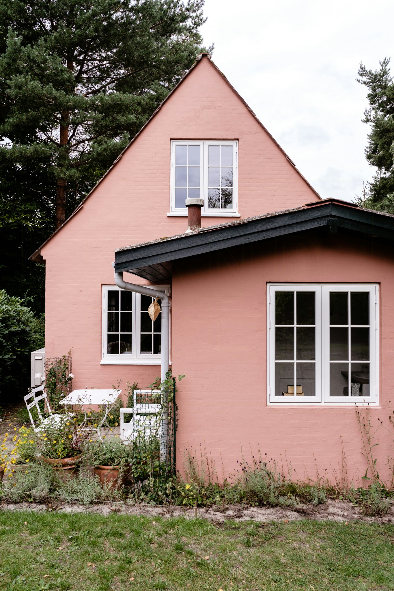 A beautiful, refurbished summer house from 1927