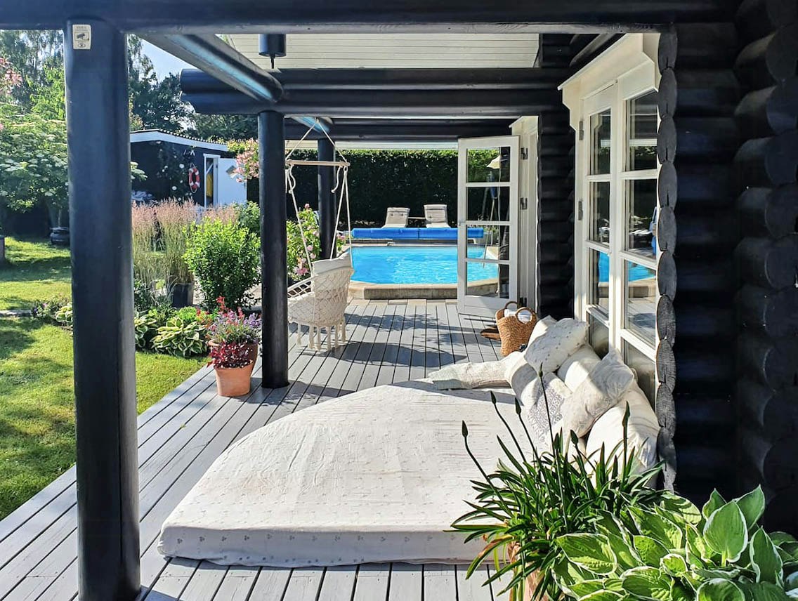 Beautiful and romantic cottage with swimmingpool